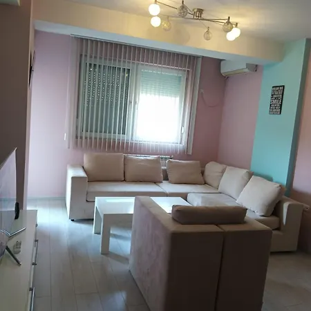 Premium Sara アパート スコピエ