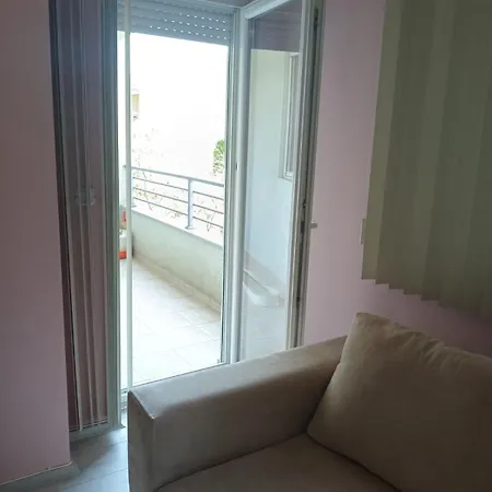 アパート Premium Sara